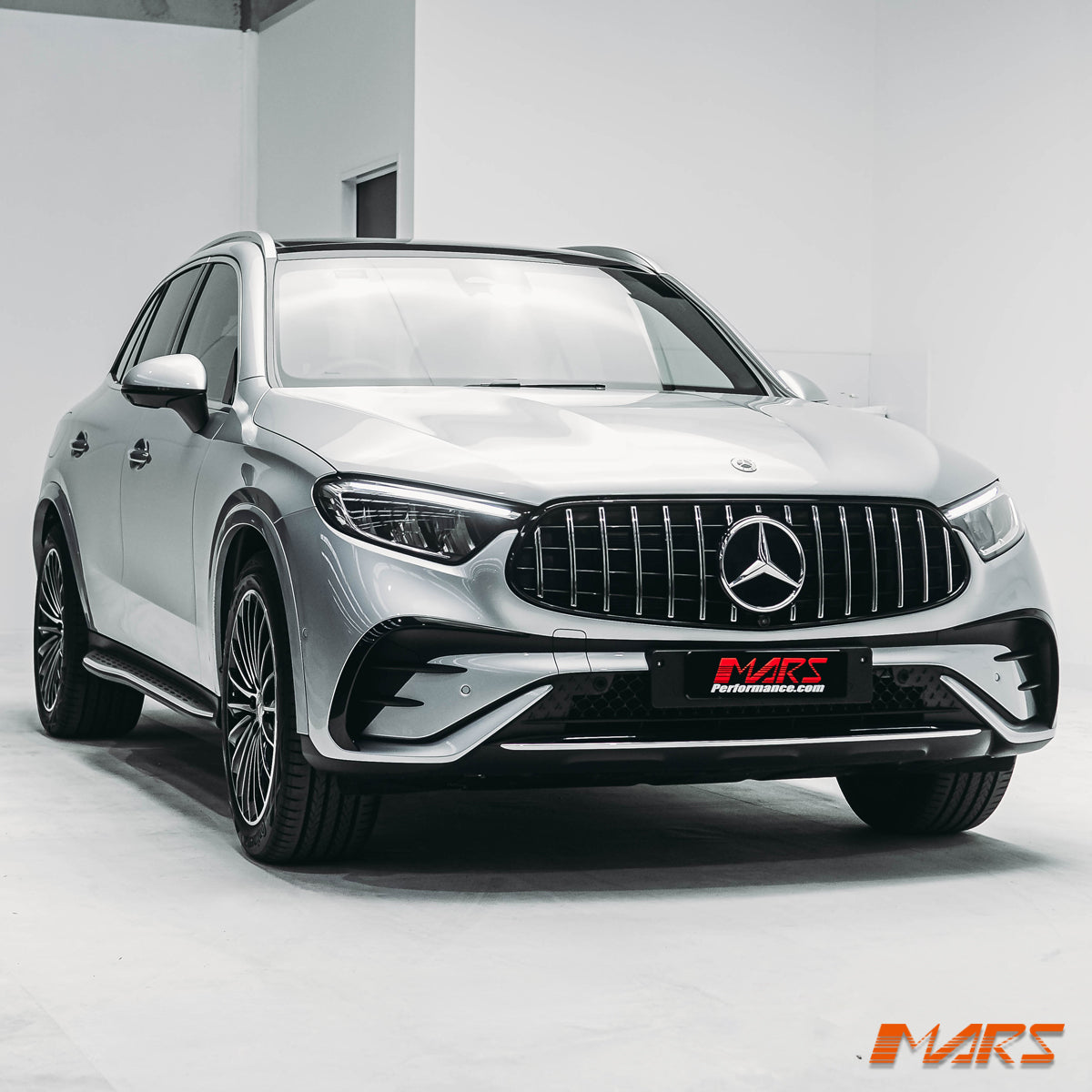 X254-AMG-S1-23-GT-FG-CB-FS-12.jpg