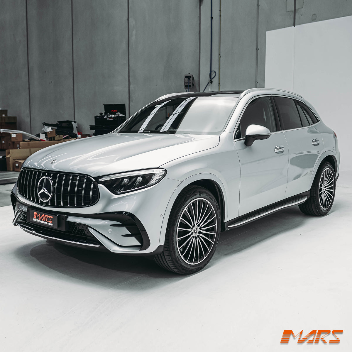 X254-AMG-S1-23-GT-FG-CB-FS-14.jpg