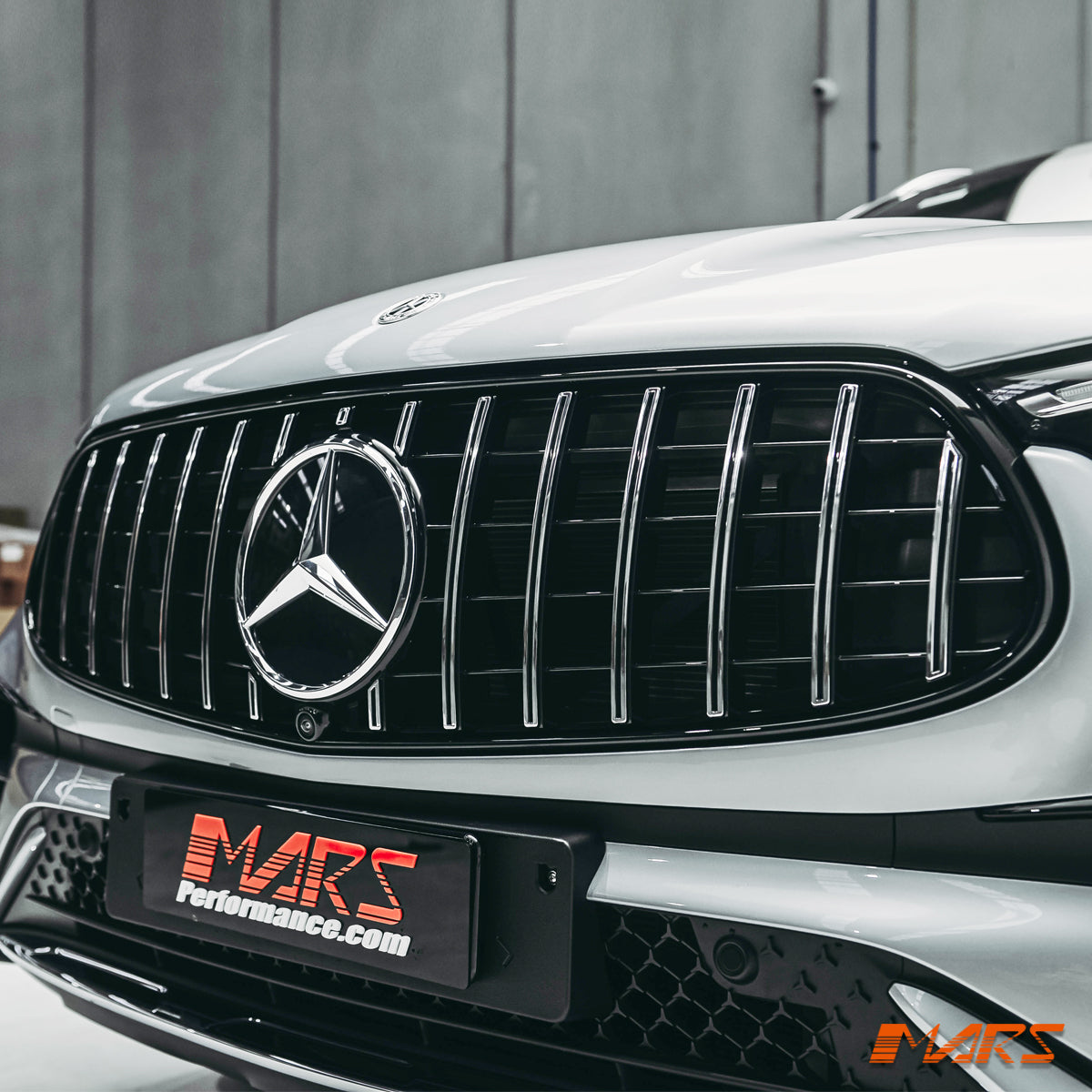X254-AMG-S1-23-GT-FG-CB-FS-17.jpg