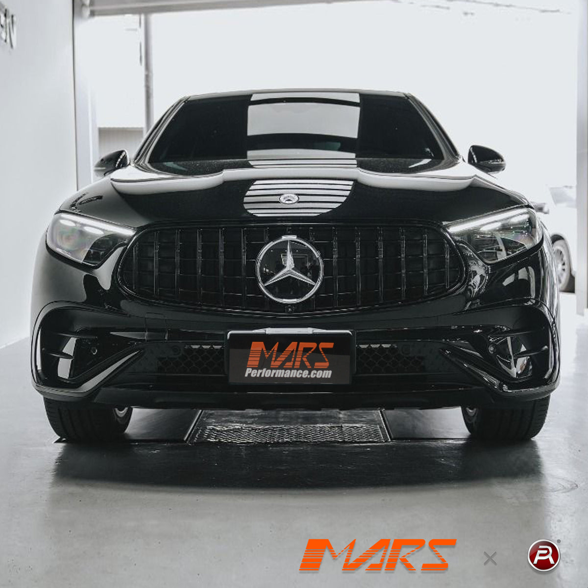 X254-AMG-S1-23-GT-FG-GB-FS-12.jpg