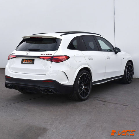 X254-S1-23-GLC63-RBD-GB-BF-13.jpg
