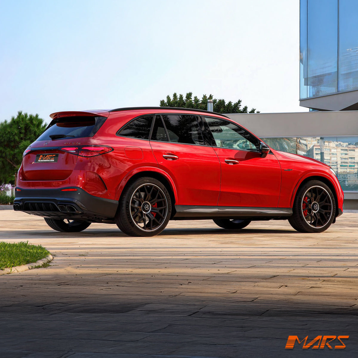 X254-S1-23-GLC63-RBD-GB-BF-17.jpg