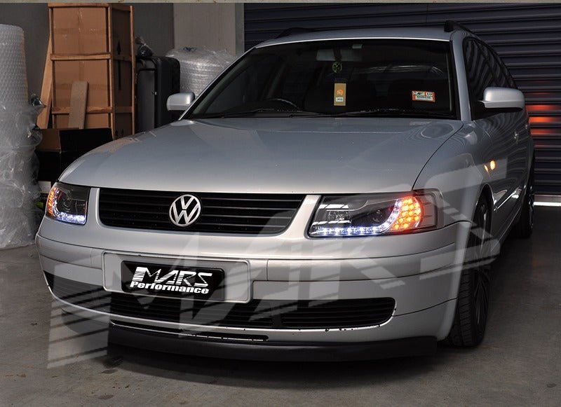 Black DRL LED Projector Head Lights with LED Indicators for VolksWagen VW Passat 1997 - 2000 - Mars Performance
