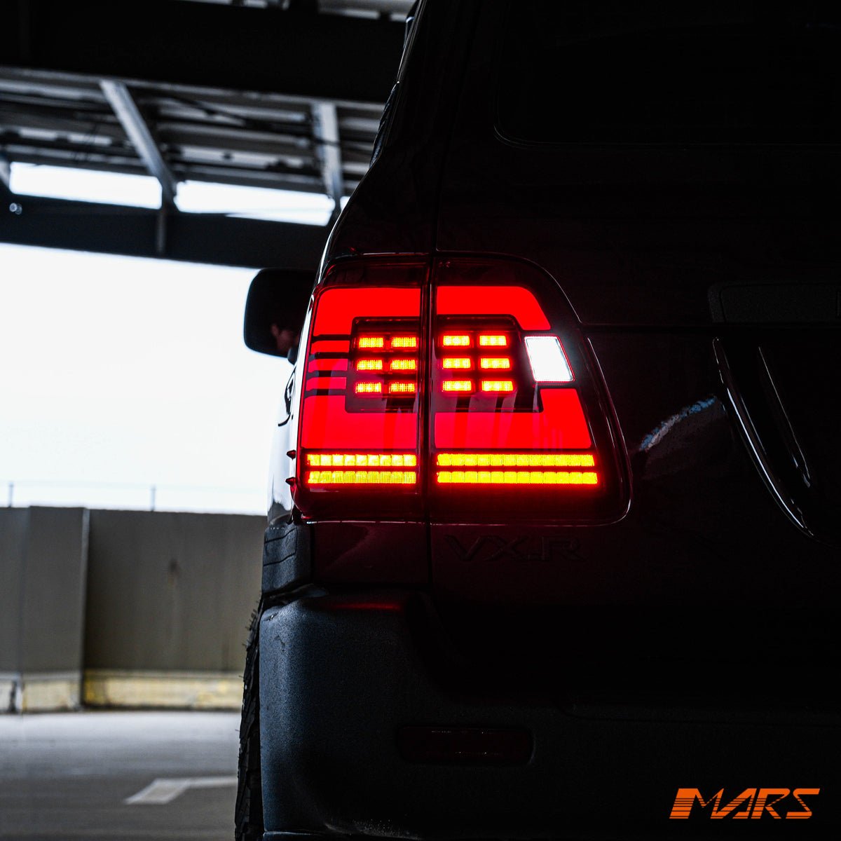 Black Full LED Tail Lights with Sequential Indicators for TOYOTA LANDCRUISER FJ100 LC100 100 Series 1998 - 2007 - Mars Performance