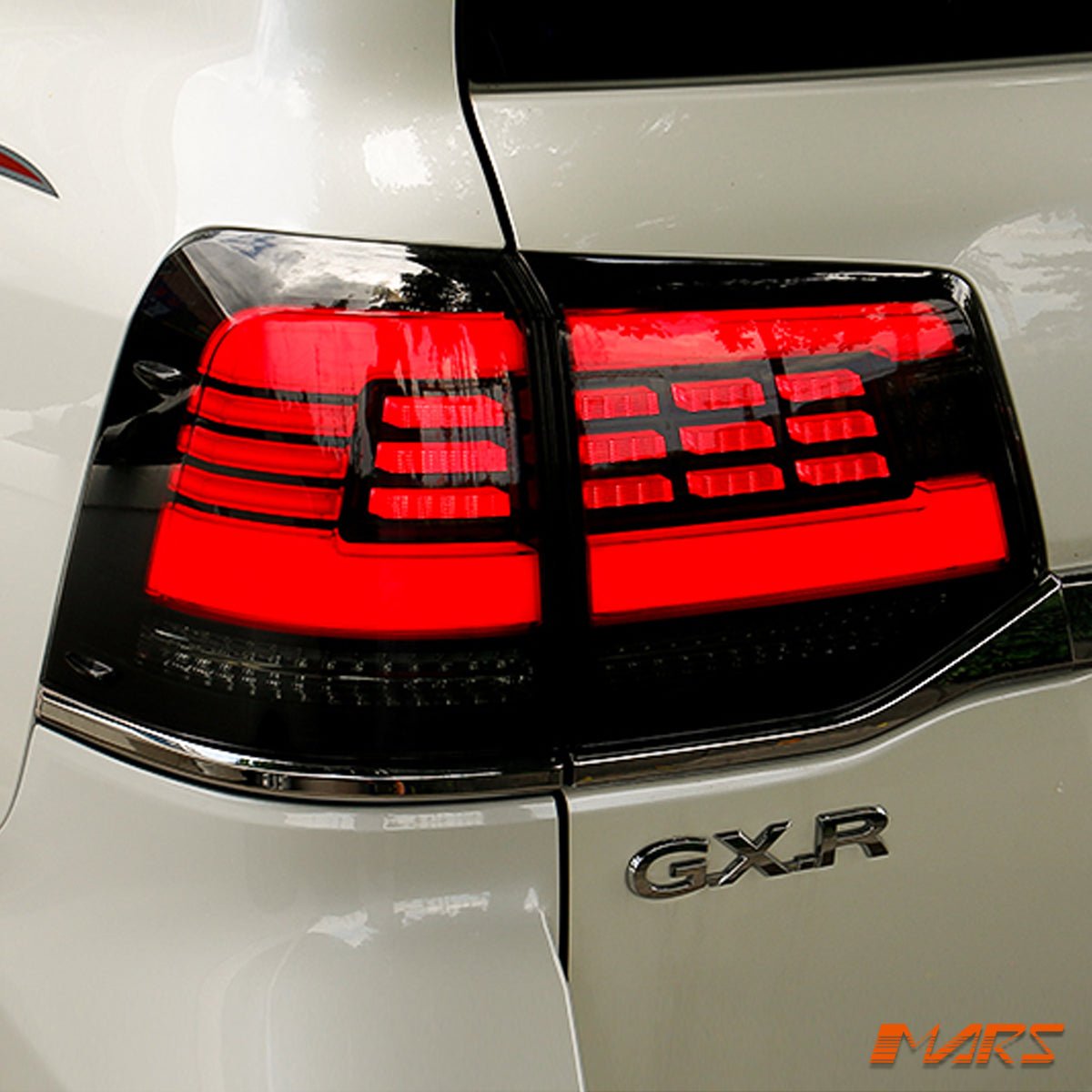 Black Full LED Tail Lights with Sequential Indicators for TOYOTA LANDCRUISER FJ200 LC200 200 Series 2015 - 2020 - Mars Performance