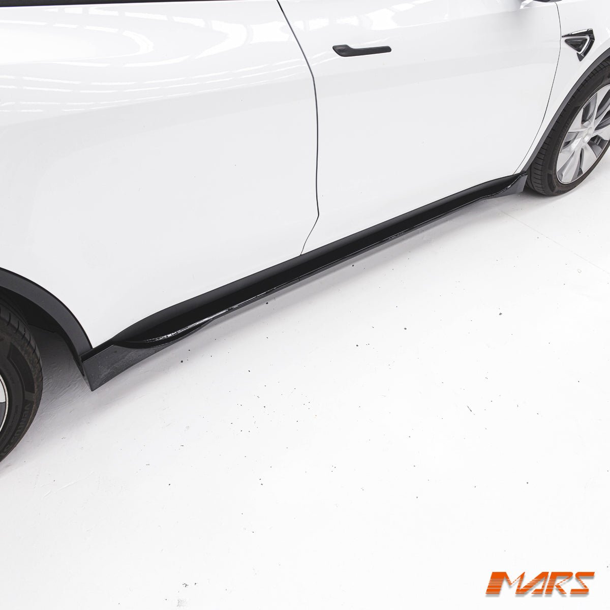 Gloss Black Aero DYNAMIC Lower Side Skirts Lip Spoiler BodyKit for Tesla Model Y 2022 - 2024 - Mars Performance