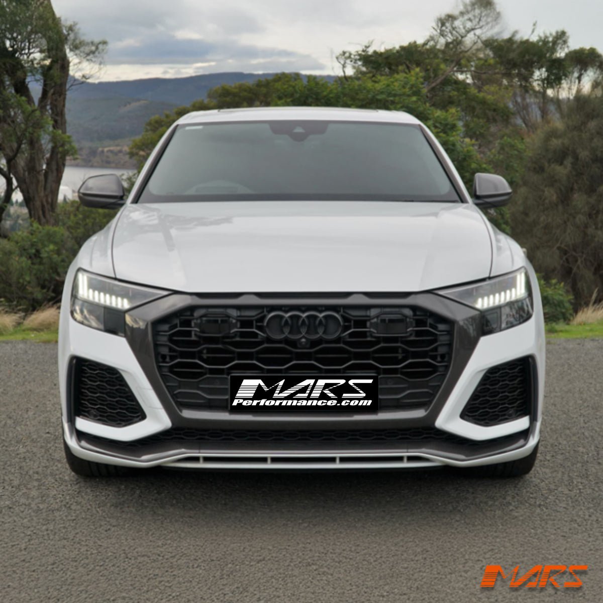 Gloss Black Honeycomb RS - Q8 Style Front Bumper Bar Grille Grill Bodykit for AUDI Q8 SQ8 F1 2019 - 2023 - Mars Performance