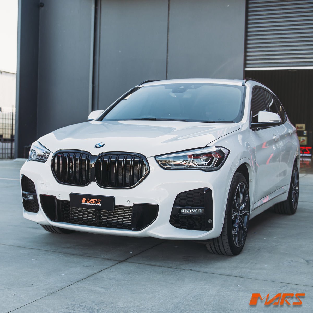 Gloss Black M Style Front Bumper bar Kidney Grille Grill Bodykit for BMW X1 F48 LCI 2019 - 2022 - Mars Performance