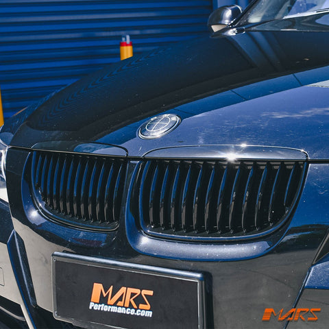 Gloss Black M3 style Front Bumper Bar Kidney Grille Grill Bodykit for BMW 3 - Series E90 Sedan & E91 Wagon Pre LCI 2005 - 2008 - Mars Performance