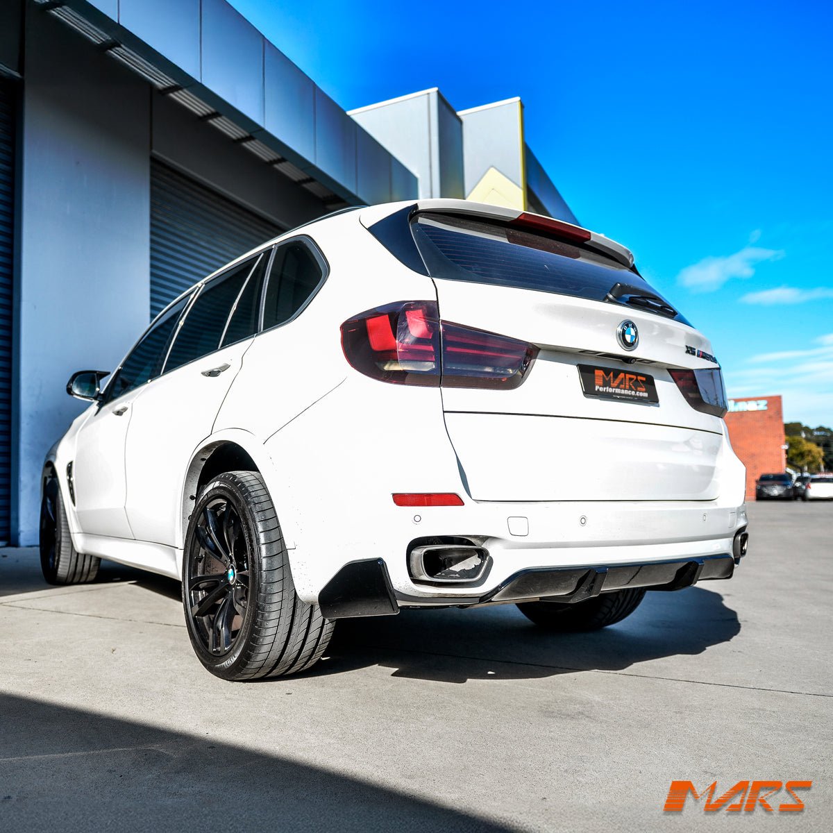 Gloss Black Performance Style Aero DYNAMIC Rear Bumper Bar Diffuser Spoiler Bodykit for BMW F15 X5 M Sport 2013 - 2018 - Mars Performance