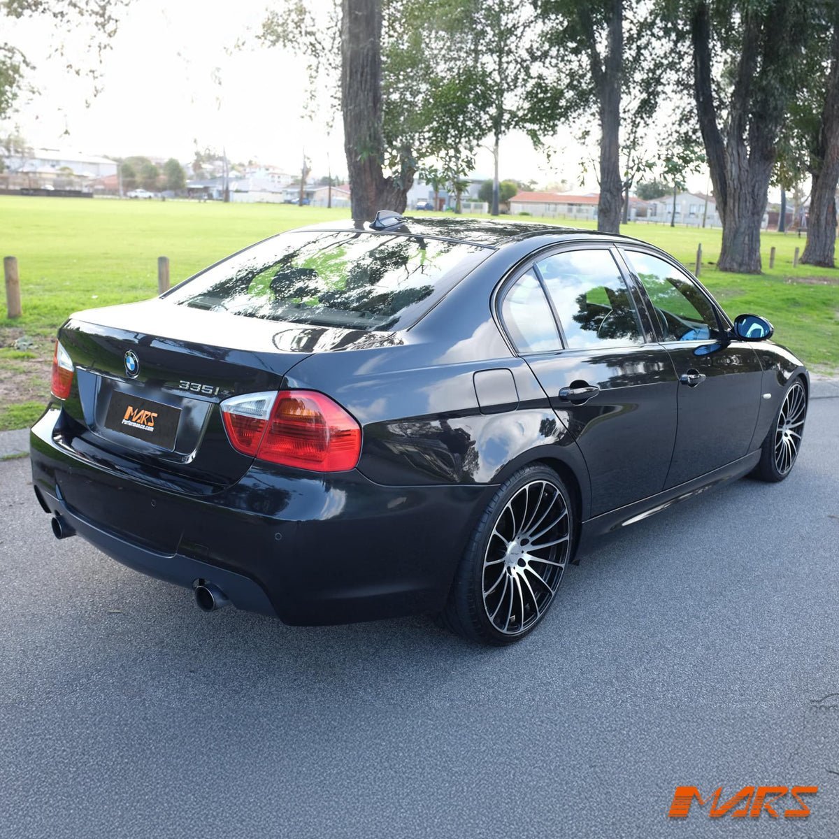 M Tech Sport Style Rear Bumper Bar Bodykit with Twin Exhaust Outlet for BMW 3 Series E90 Sedan 335i 2005 - 2011 - Mars Performance