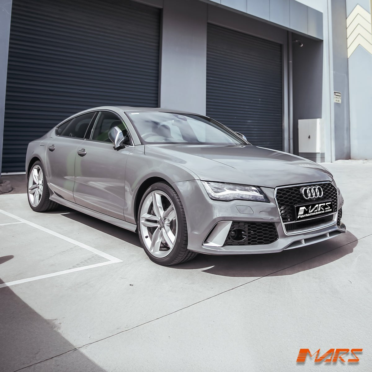 RS7 Style Front Bumper Bar Bodykit with Gloss Black Honeycomb Grille Grill for AUDI A7 S7 4G 2011 - 2014 - Mars Performance