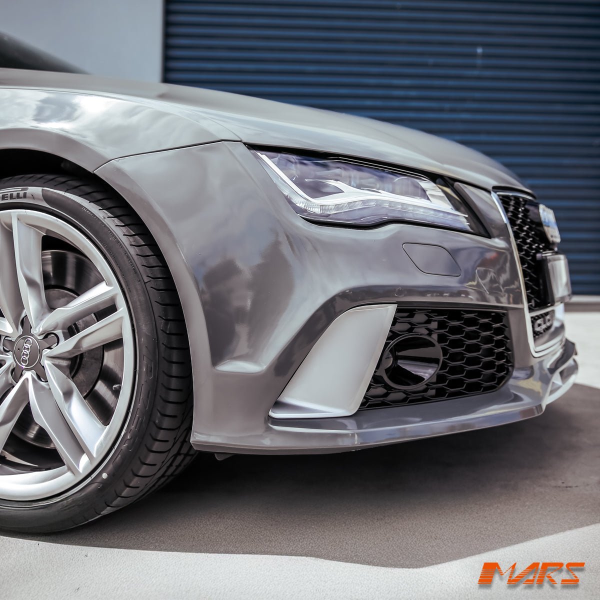 RS7 Style Front Bumper Bar Bodykit with Gloss Black Honeycomb Grille Grill for AUDI A7 S7 4G 2011 - 2014 - Mars Performance