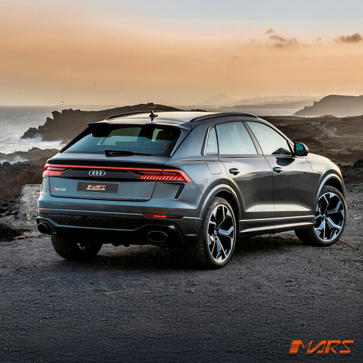 RSQ8 Style Rear Bumper bar with Diffuser Bodykit & Exhaust Tips for AUDI Q8 SQ8 F1 2018 - 2023 - Mars Performance