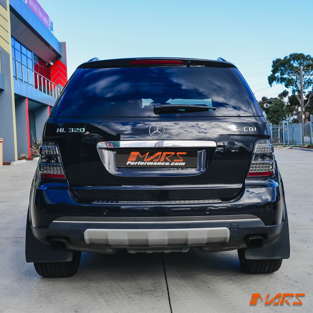 Smoked LED Tail Lights for Mercedes - Benz ML - Class W164 2006 - 2008 & ML63 AMG - Mars Performance