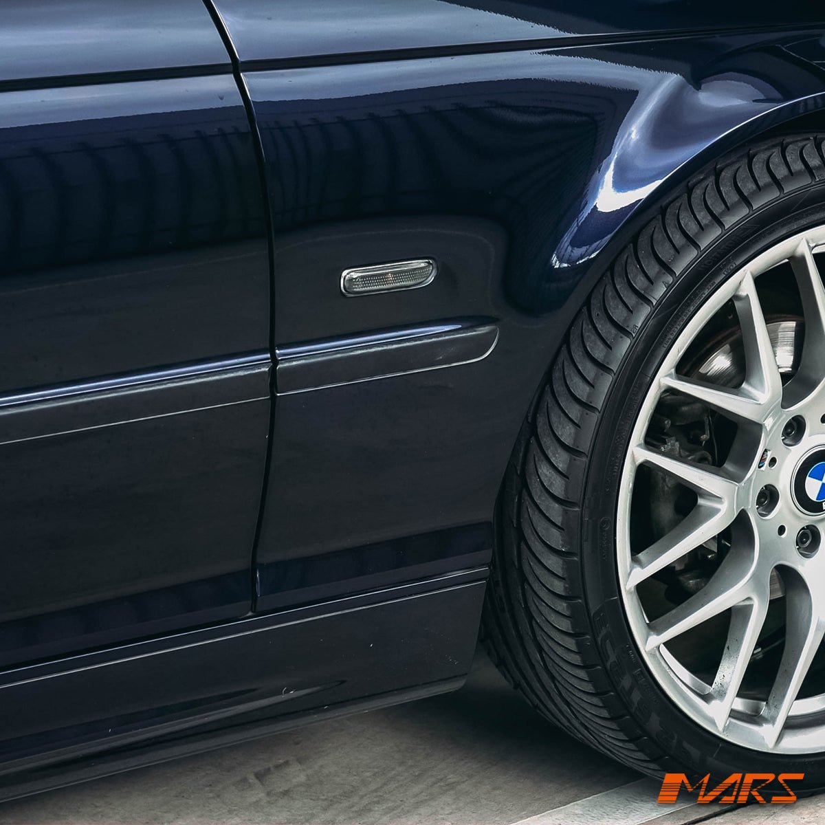 Smoked Side Fender Guard turn signal indicator lights for BMW 3 - Series E46 Pre LCI Coupe & Sedan - Mars Performance